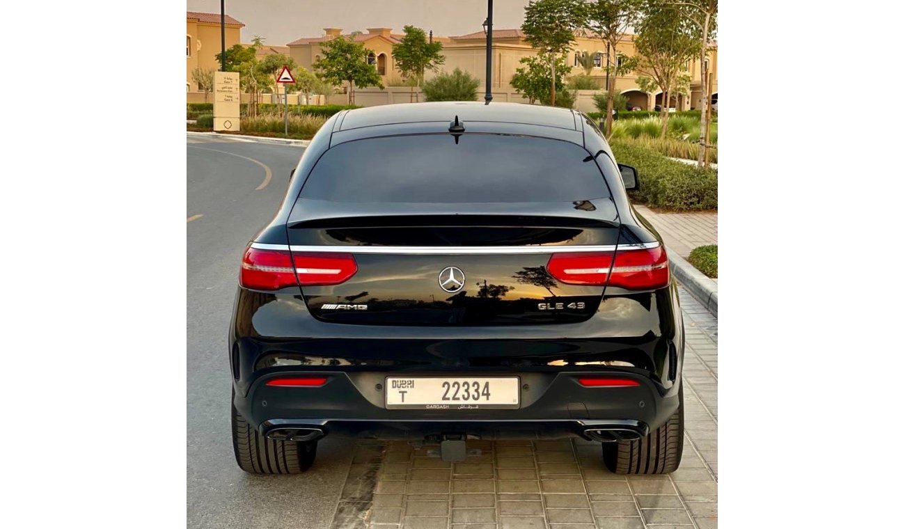 مرسيدس بنز GLE 43 AMG مرسيدس AMG GLE43 فول اوبشن موديل 2019  فتحت سقف بنوراما  اربع كاميرات رادار امامي رادار خلفي فتحت سق