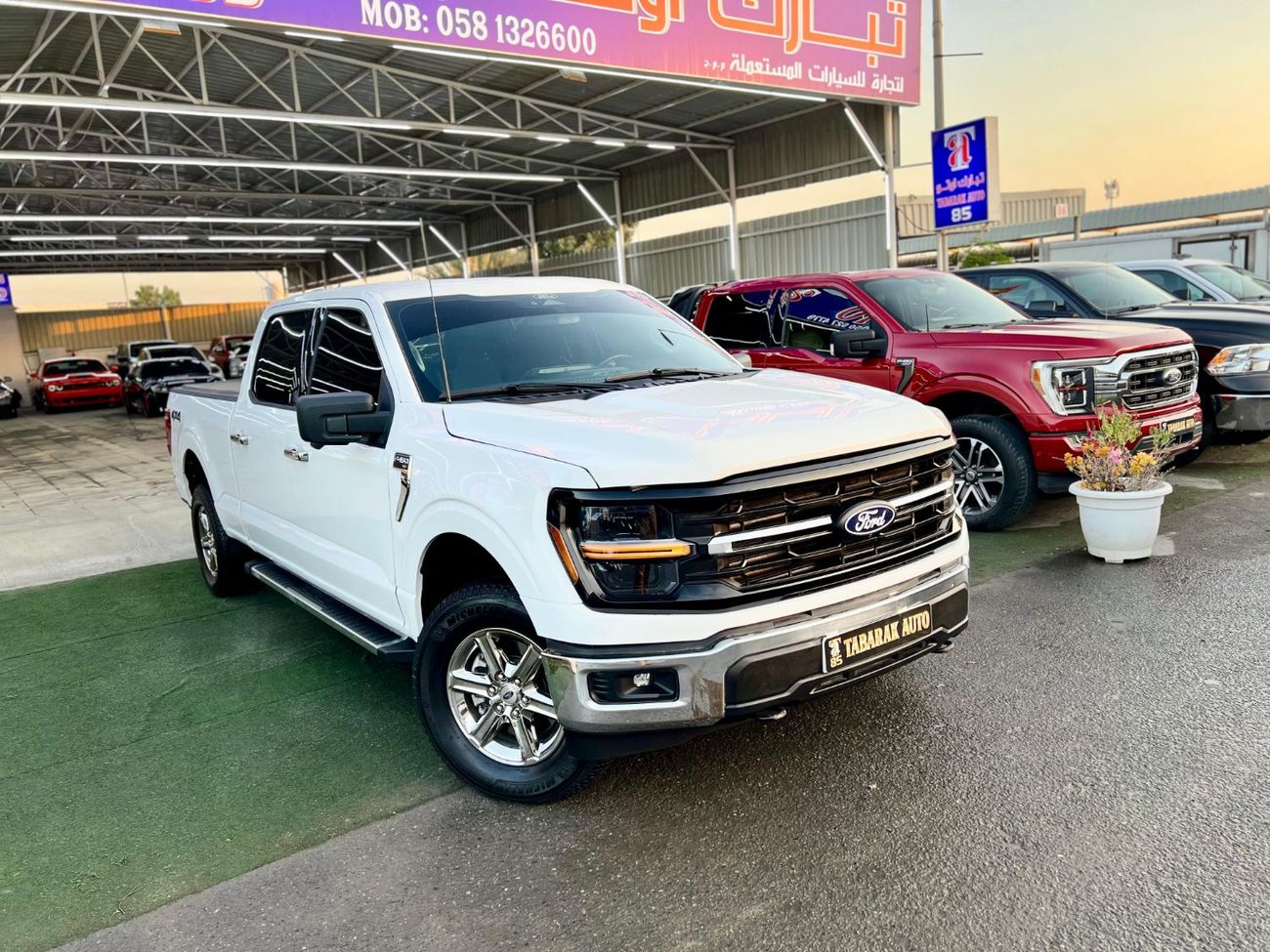 فورد F 150 XLT 5.0L Crew Cab Utility warranty one year bank financie available