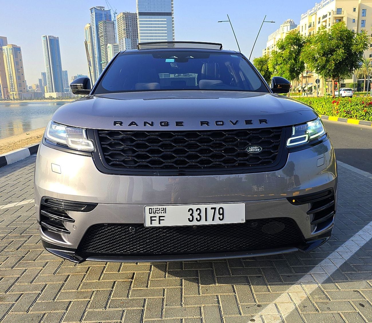 Land Rover Range Rover Velar R-DYNAMIC