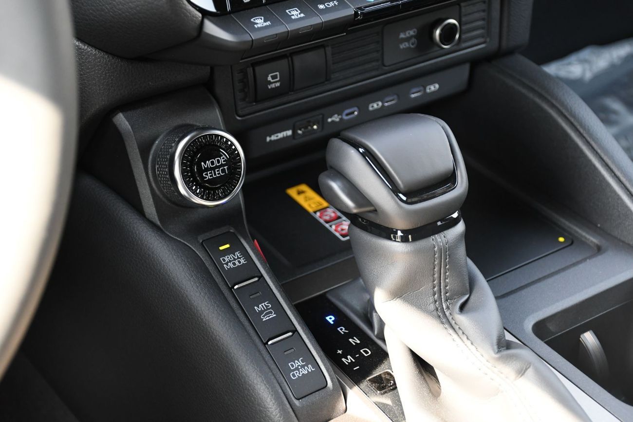 تويوتا برادو 2.4L Adventure petrol Only For Africa (ready Stock)