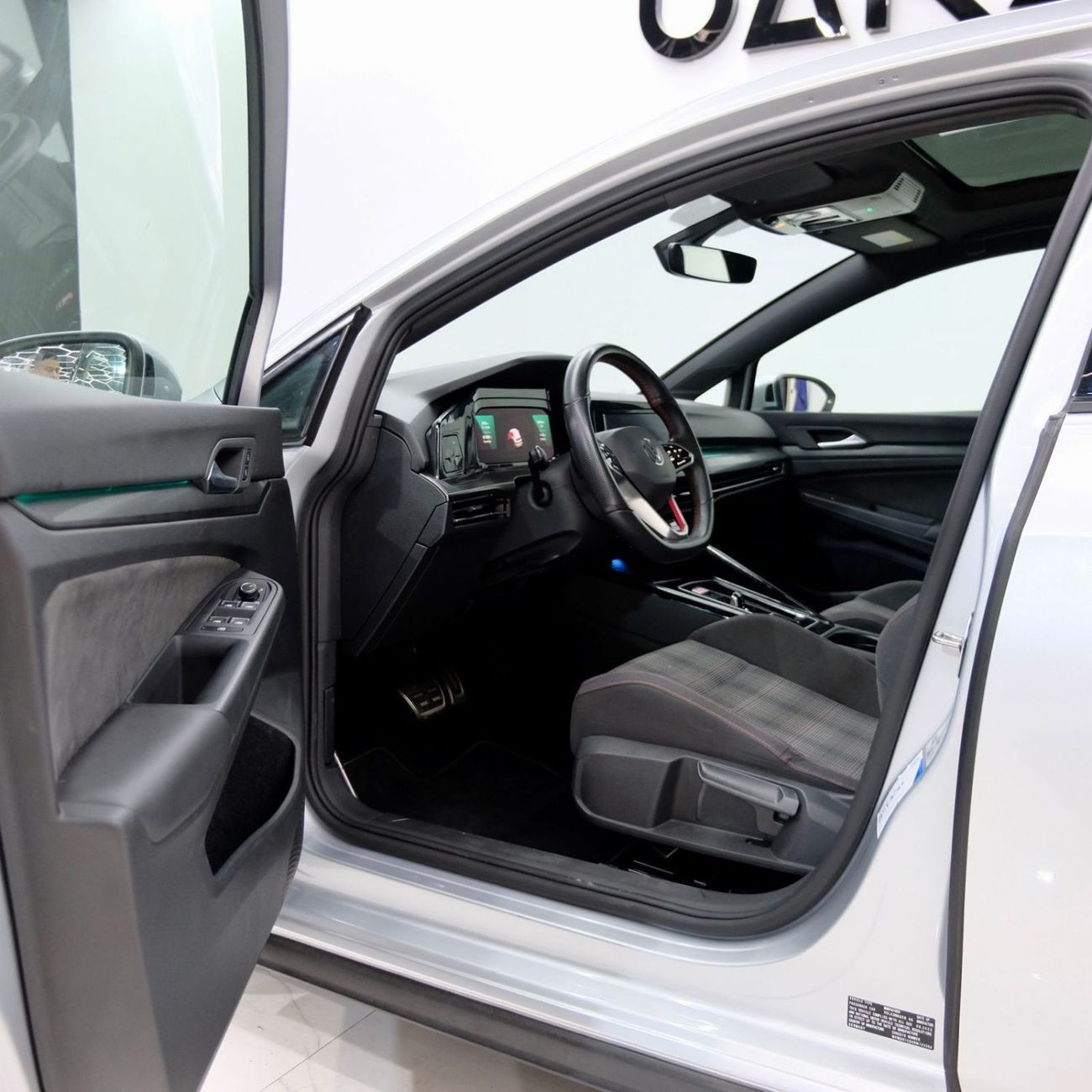 Volkswagen Golf GTI Sport 2.0T AED 2,115 P.M l 0% Down Payment l GCC Specs l Under Full Volkswagen Warranty