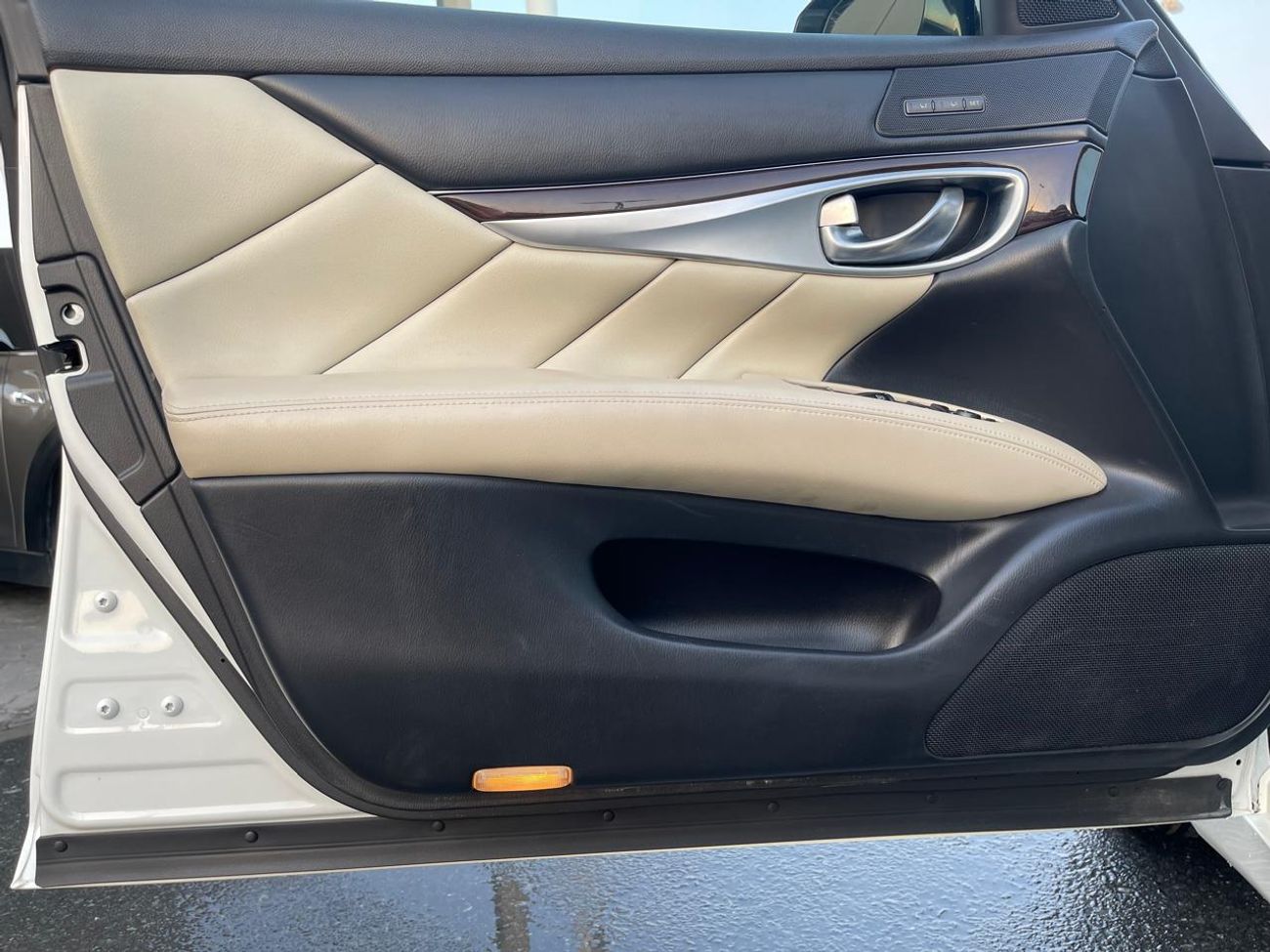 إنفينيتي Q70 Infiniti Q70_Gcc_2017_Excellent_Condition _Full option