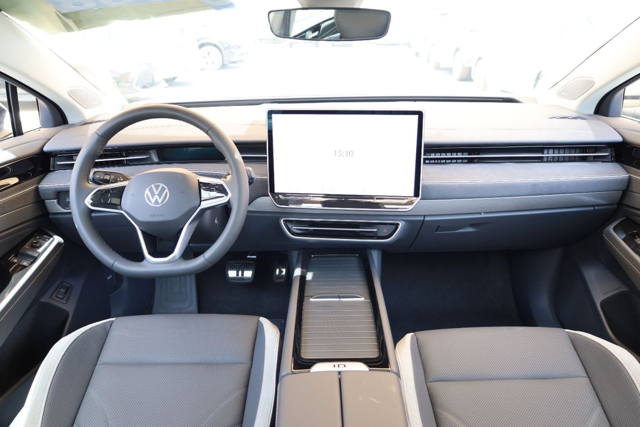 Volkswagen ID.7 VIZZION PRO 2024 MODEL ELECTRIC CAR AVAILABLE ONLY FOR EXPORT