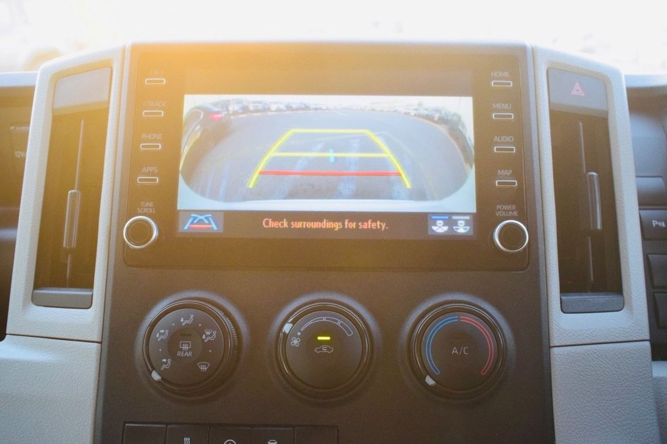 تويوتا هاياس Toyota hiace 2021 diesel 2.8 RHD