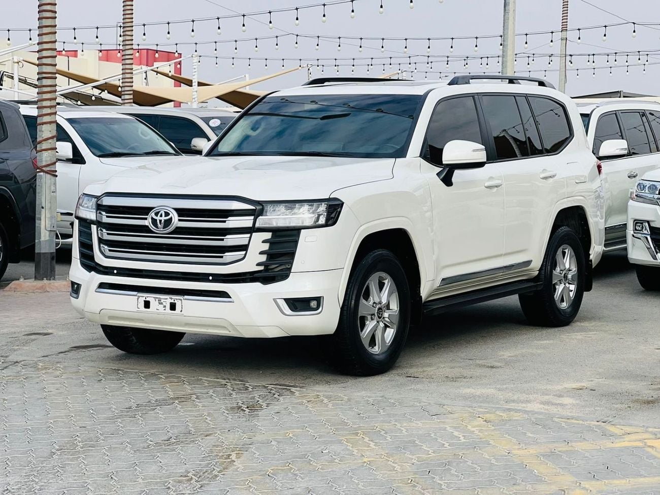 Toyota Land Cruiser EXR 4.0L TOYOTA LAND CRUISER 2023. EX-R 4.0L/V6