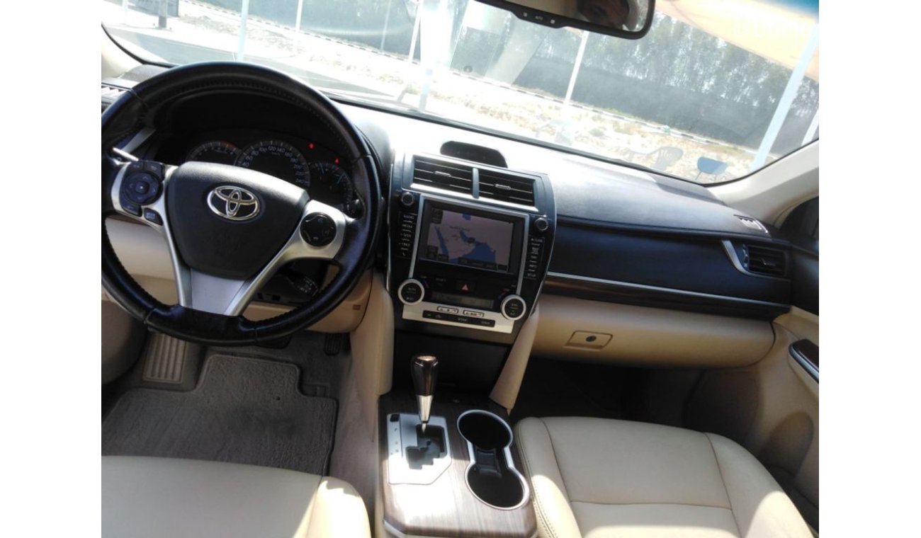 Toyota Camry Toyota camry 2015,,,, full option,,,,,,Gcc,,,, free accedant,,, for sale