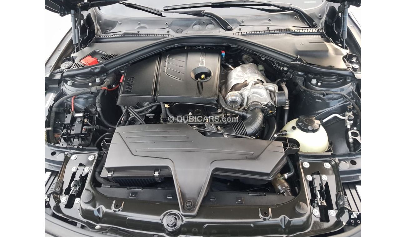 بي أم دبليو 316i بي ام دبليو موديل 2015 خليجي السياره حاله وكاله من الداخل والخارج فل اوبشن الموتر معاه مفتاحين