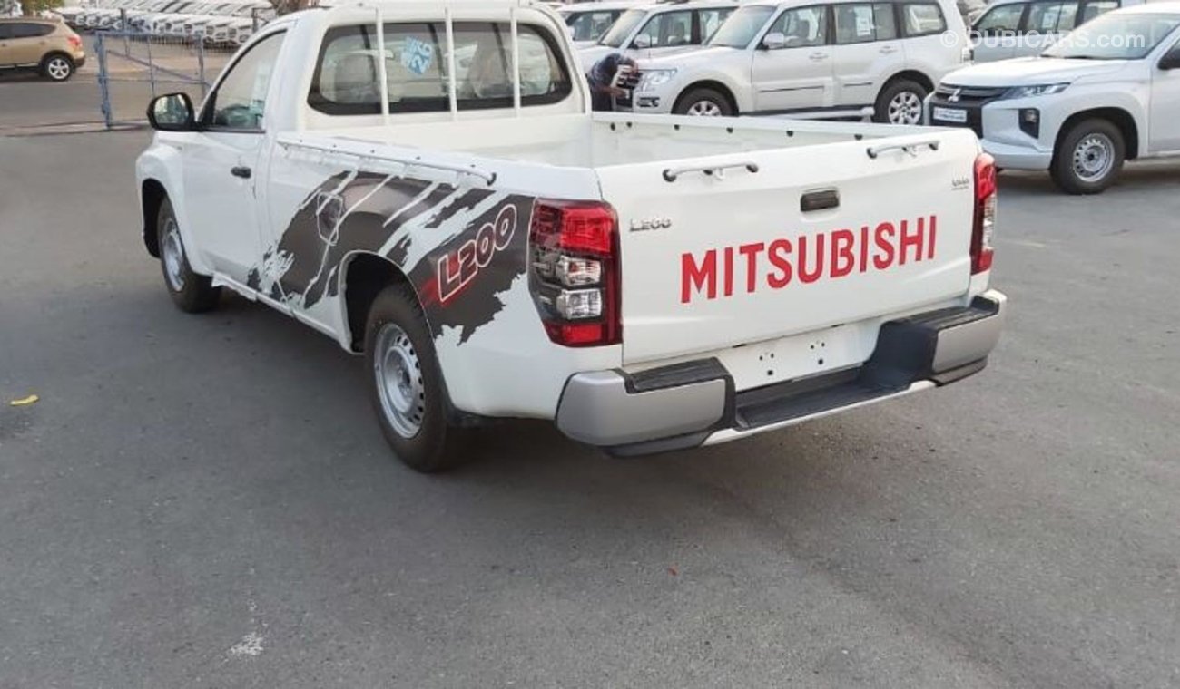 ميتسوبيشي L200 Mitsubishi L200 single cab 2.5L 2 doors 2020 DIESEL EXPORT PRICE 45000AED