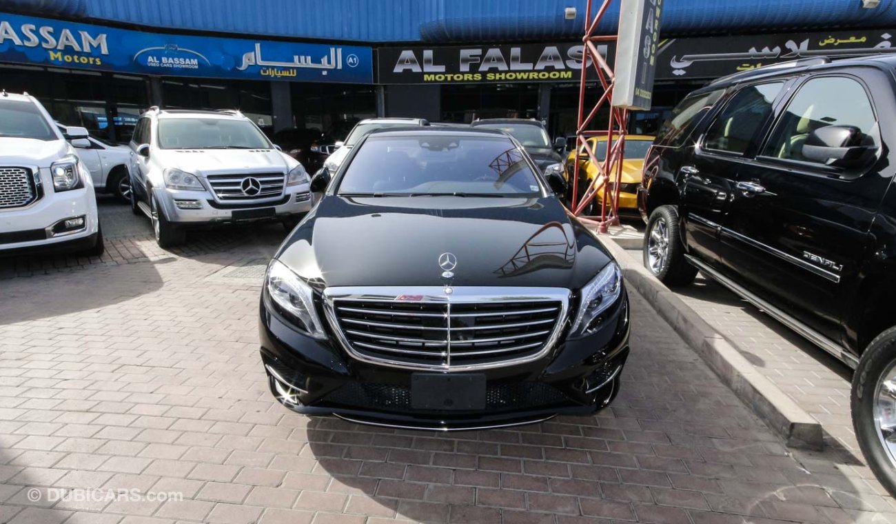 مرسيدس بنز S 550