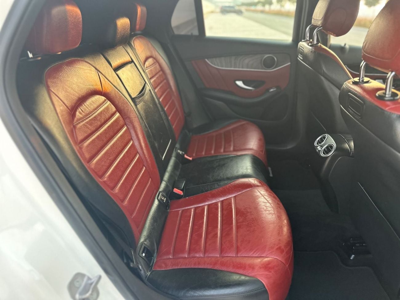 مرسيدس بنز GLC 200 بريميوم بلس