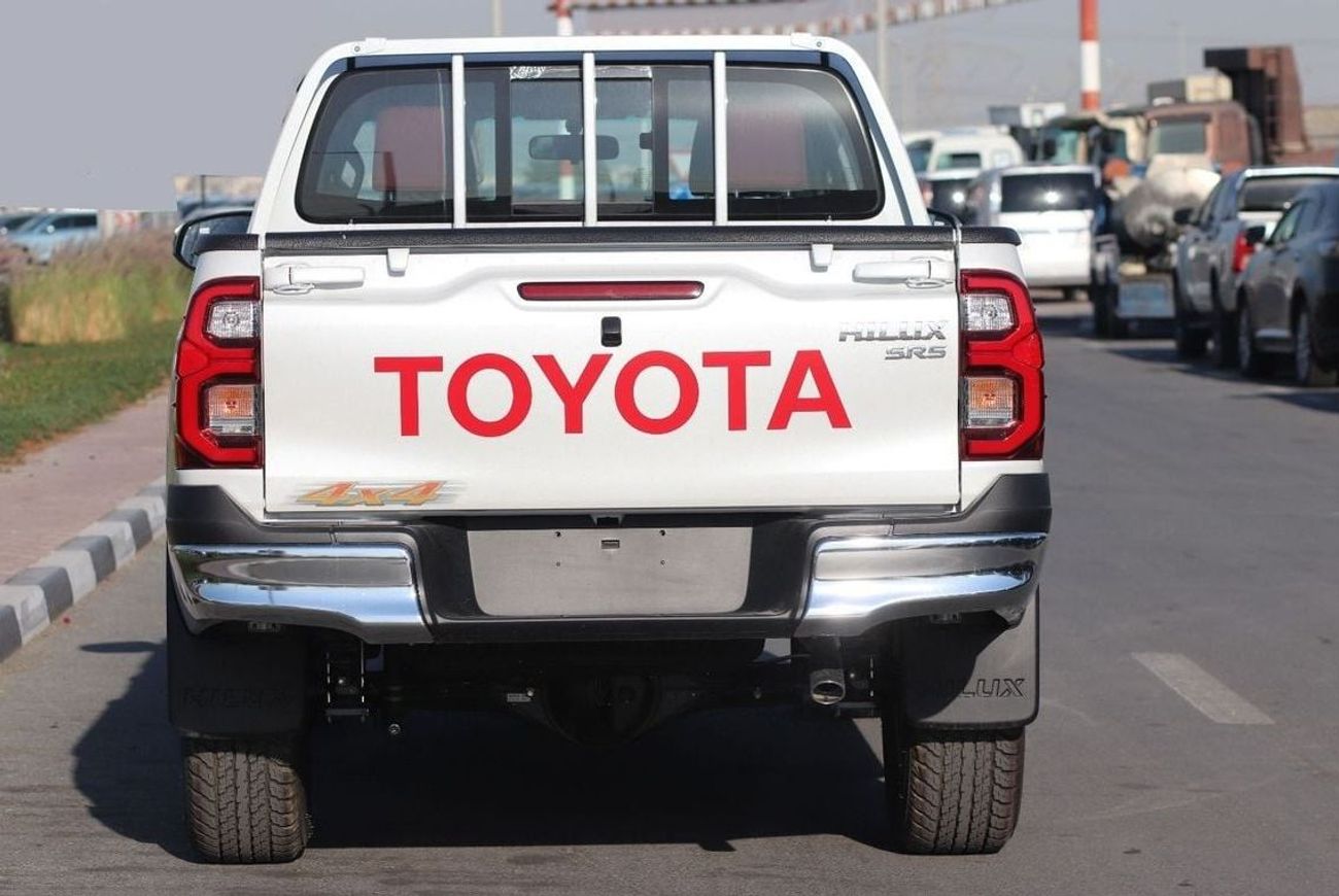 Toyota Hilux 2.7L, SR5, PUSH START, KEYLESS ENTRY , MONITOR, BACK CAMERA MODEL 2025 FOR EXPORT