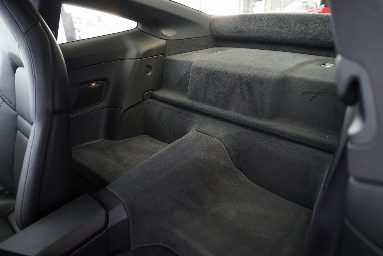 بورش 911 Carrera 3.0L (444 HP) Coupe