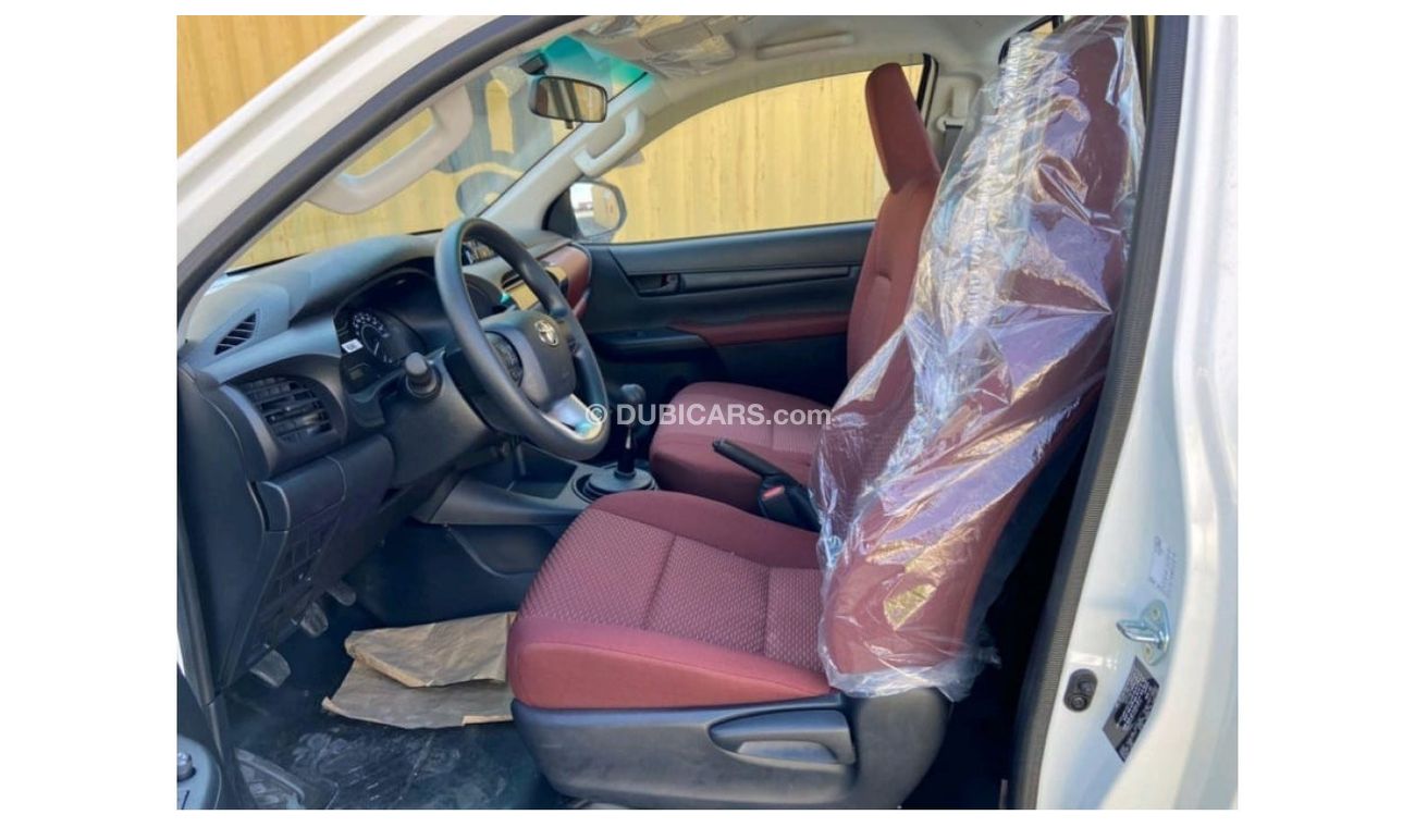 تويوتا هيلوكس 2023 HILUX SC 2.4L DIESEL M/T