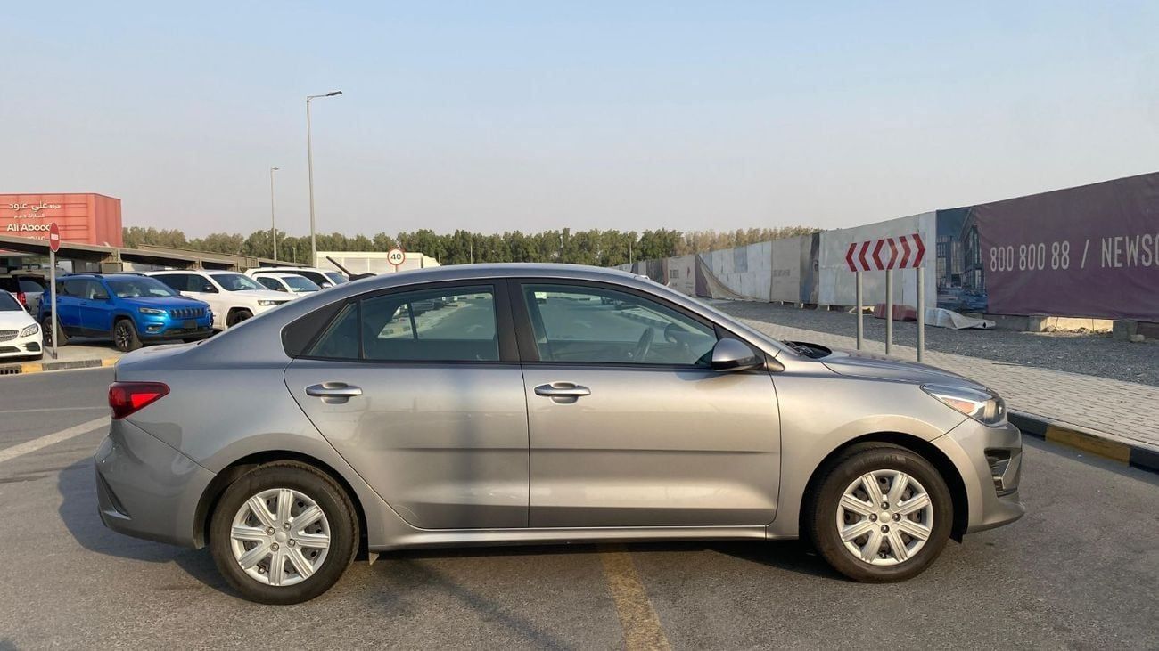كيا ريو MPI 1.6L Sedan