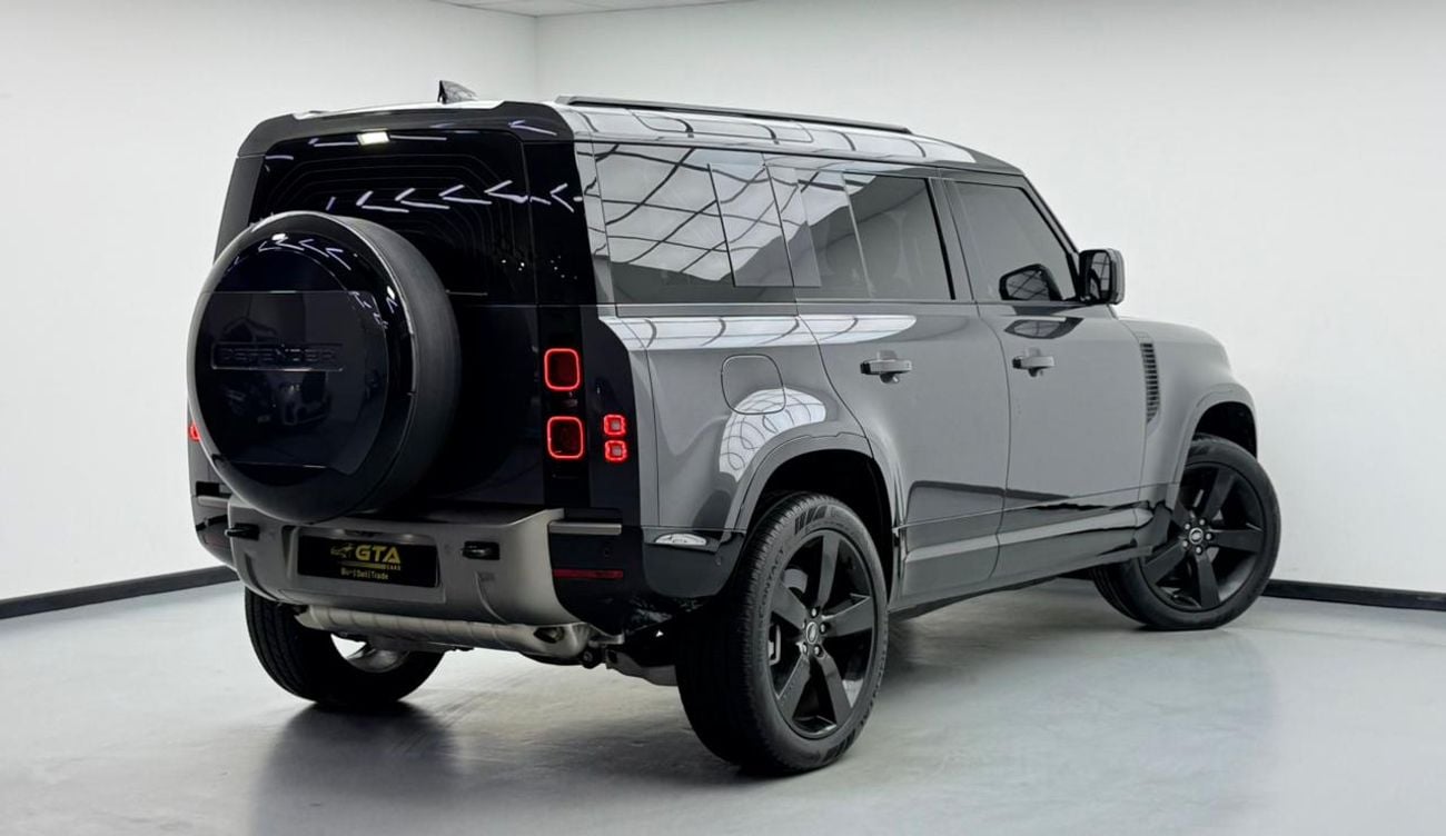 لاند روفر ديفندر P400 110 X-Dynamic SE 3.0L (5 Seater)