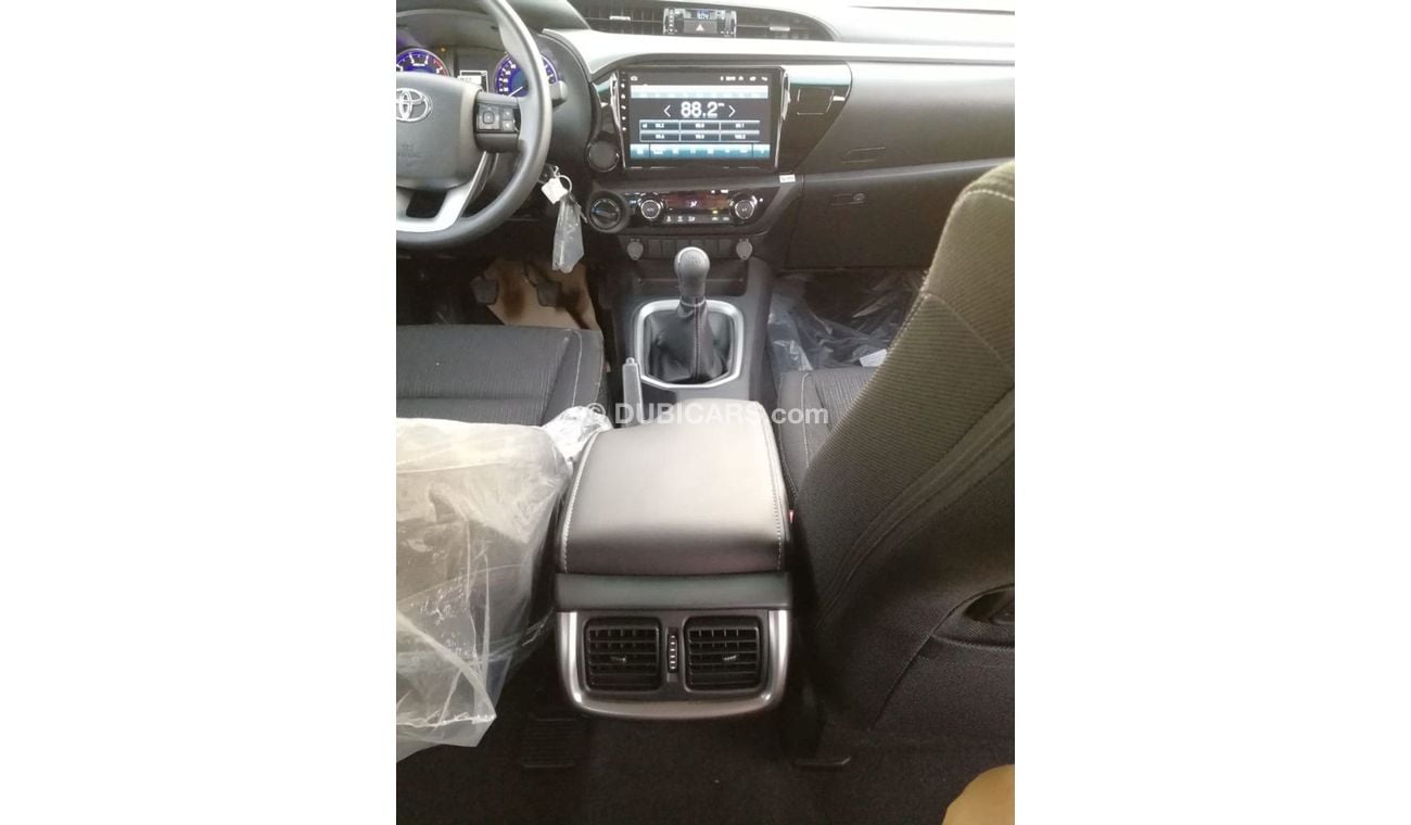 Toyota Hilux 2.4L Diesel 4WD DC SR5 Full Option