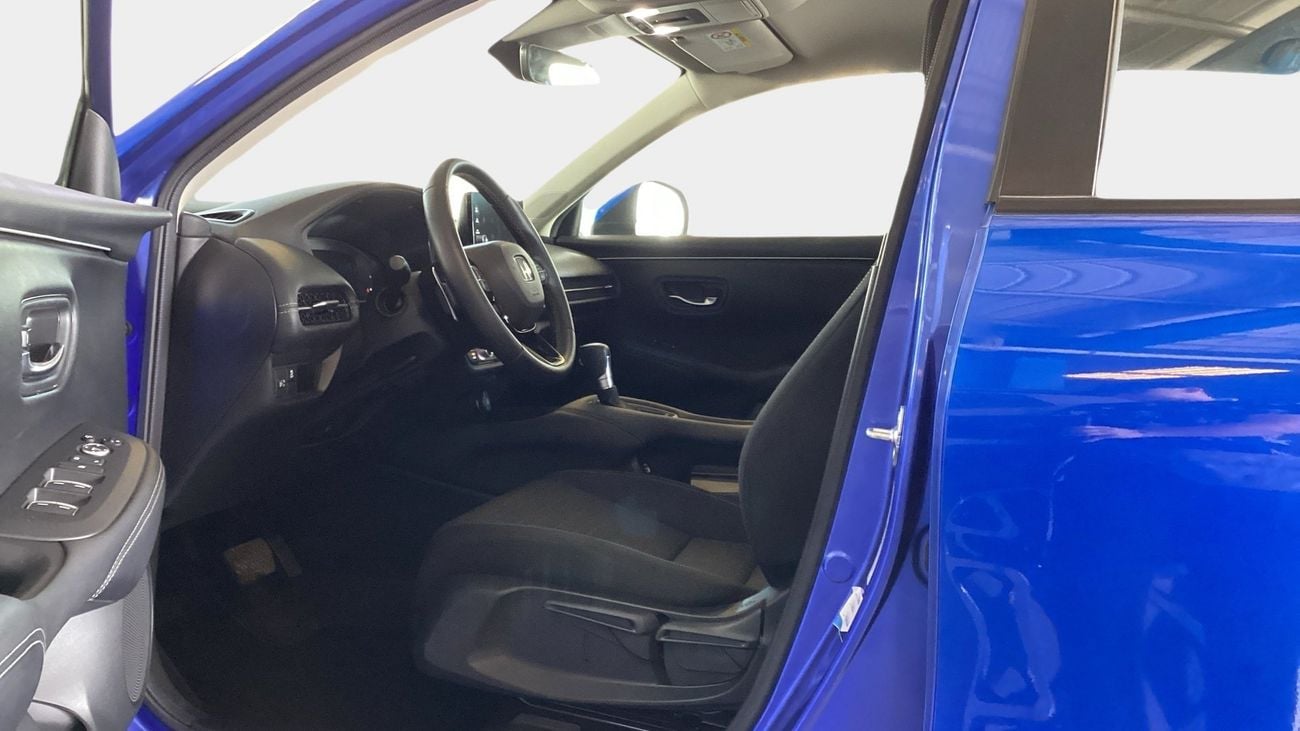 هوندا ZRV 1.5 CVT LX 2WD AUTO | شامل الضمان | 0 ﺪﻔﻋﺓ ﺃﻮﻟﻯ
