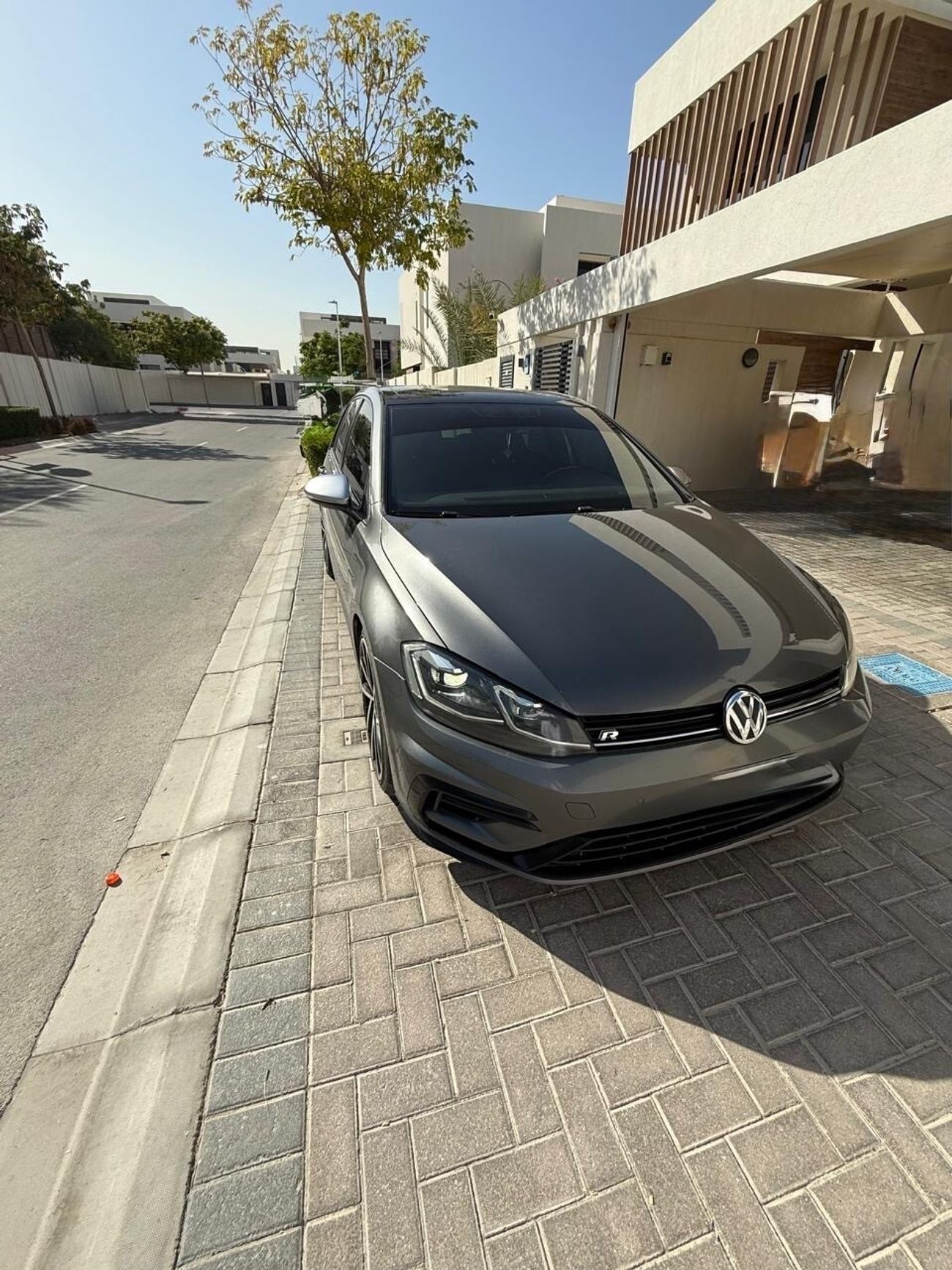 Volkswagen Golf R TSI -R