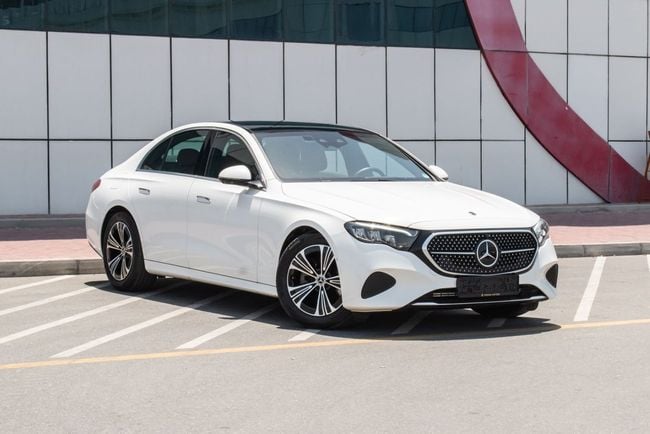 Mercedes-Benz E-Class, миниатюра 17