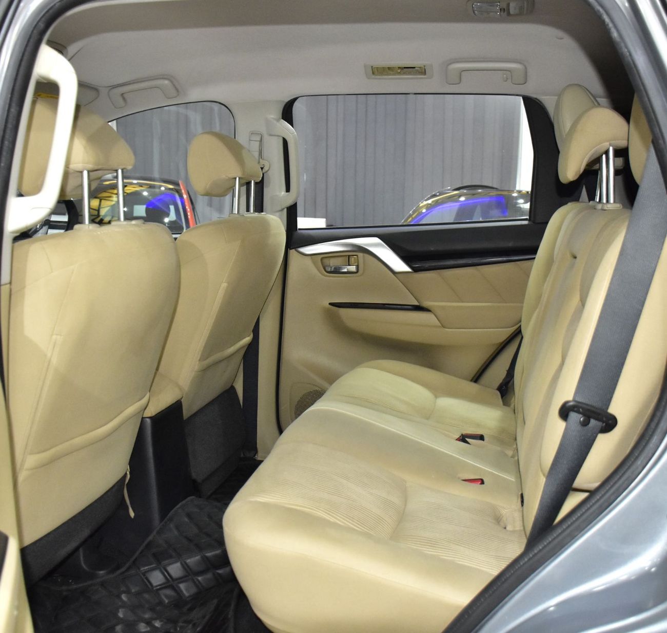 ميتسوبيشي مونتيرو سبورت EXCELLENT DEAL for our Mitsubishi Montero Sport ( 2016 Model ) in Grey Color GCC Specs