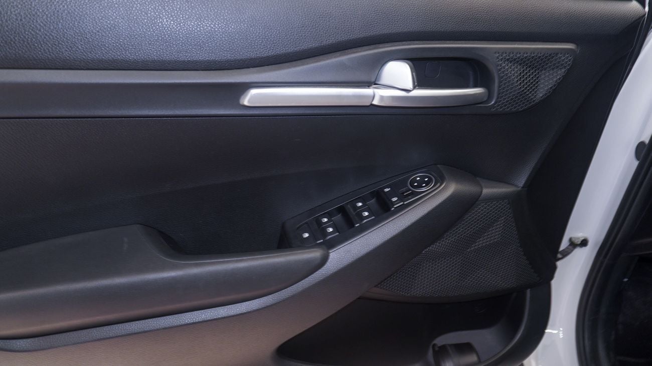 كيا سيلتوس LX 1.6L