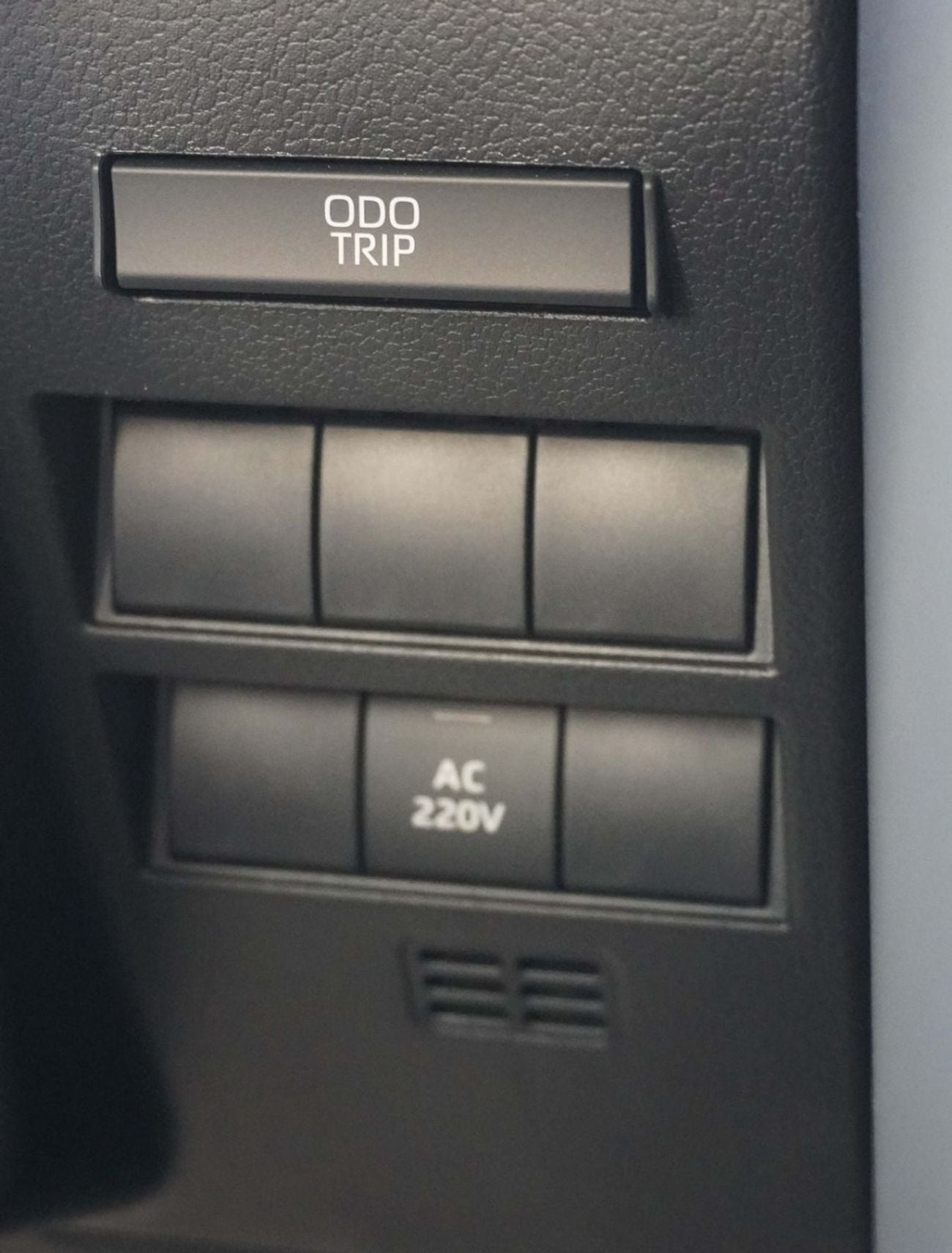 Toyota Land Cruiser 3.5T VXR Hybrid