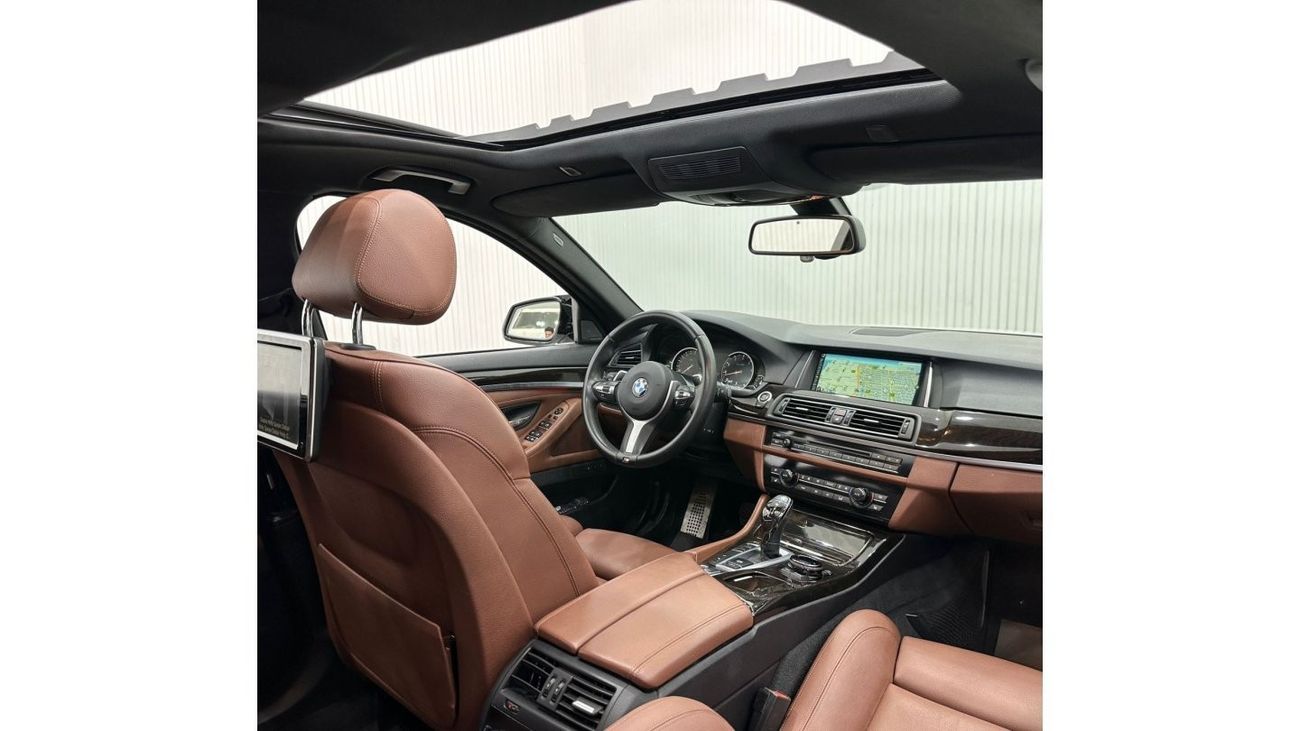 BMW 528i Exclusive 2015 BMW 528i M-Kit, July 2026 BMW Service Pack, Full Options, Low Kms, GCC