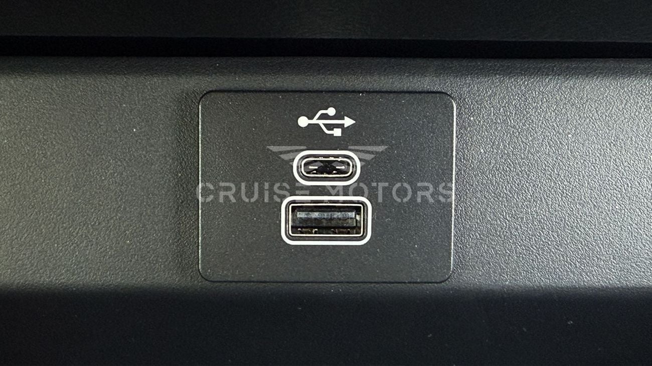 فورد رانجر Automatic- 2.0L - Diesel - Pickup- 4x4 - 5 Seats - 4 Door