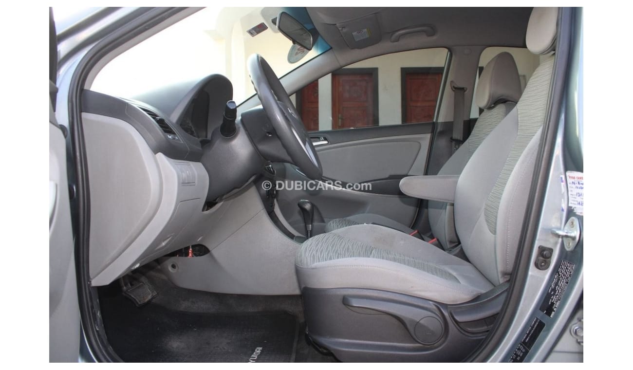 هيونداي أكسنت هيونداي أكسنت 2018 خليجي بحالة ممتازة بدون حوادث نظيفه جدا من الداخل والخارج