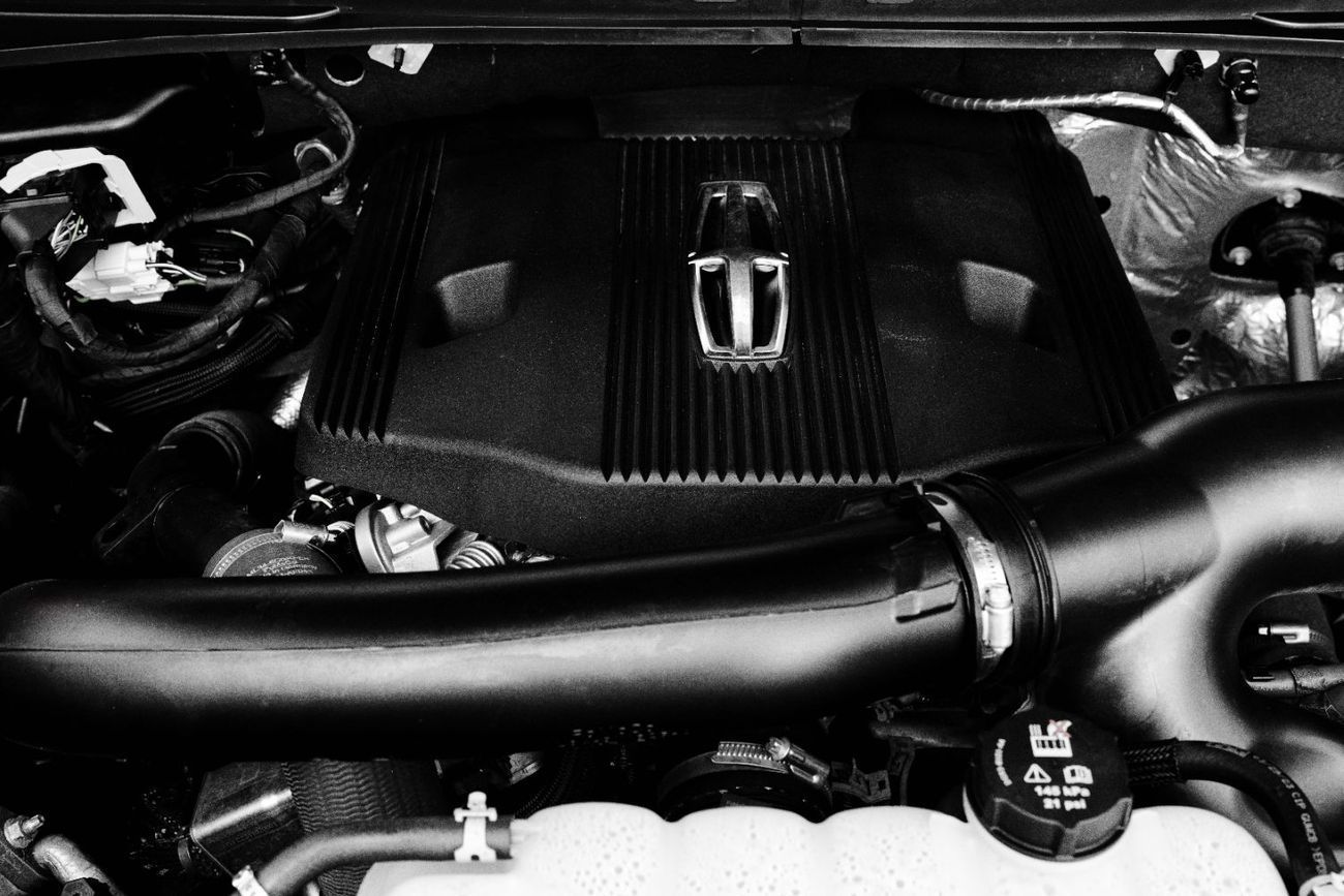 Lincoln Navigator PRESIDENTIAL | 5,875 P.M | 0% Downpayment | WARRANTY!