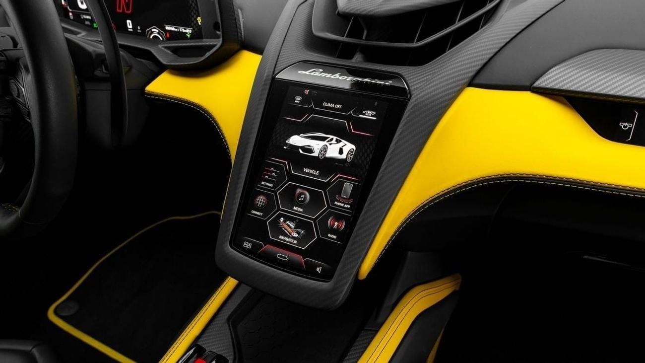 Lamborghini Revuelto 2024 - GCC - Under Warranty