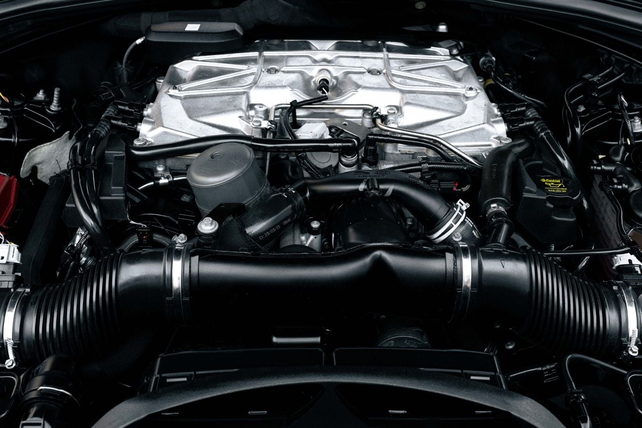 Jaguar F Pace Jaguar F-Pace SVR