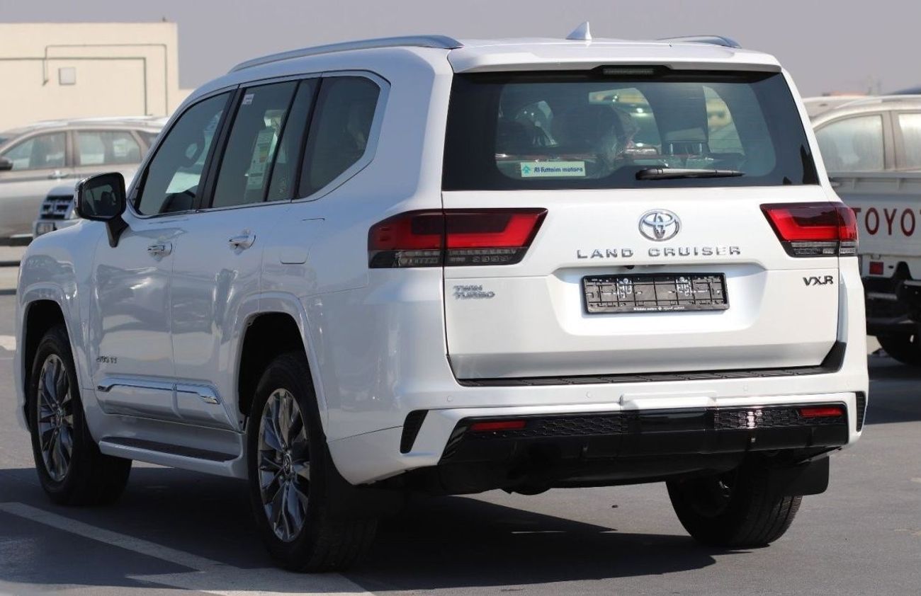 تويوتا لاند كروزر VXR 3.5L Twin Turbo, JBL Sound system, Leather seat, Model 2025