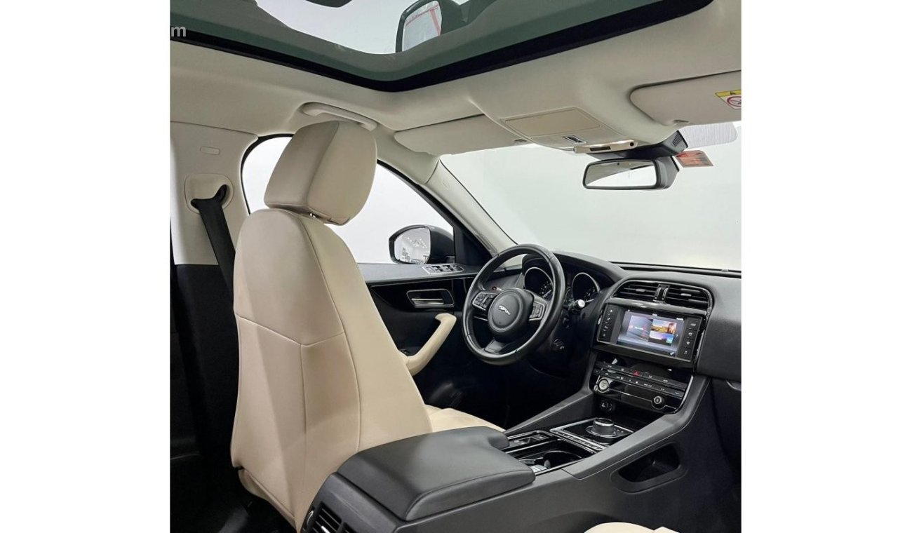 جاغوار F-Pace 2017 Jaguar F-Pace , Full Service History, Warranty, GCC