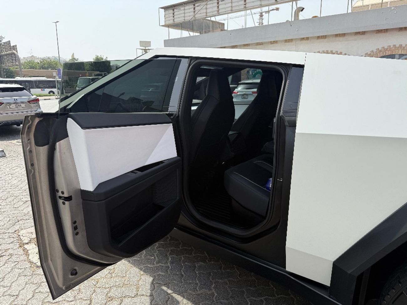 Tesla Cybertruck Cyberbeast