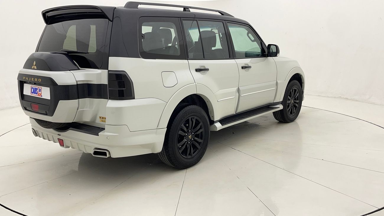 Mitsubishi Pajero GLS HIGHLINE SIGNATURE EDITION 3.8 | Zero Down Payment | Home Test Drive