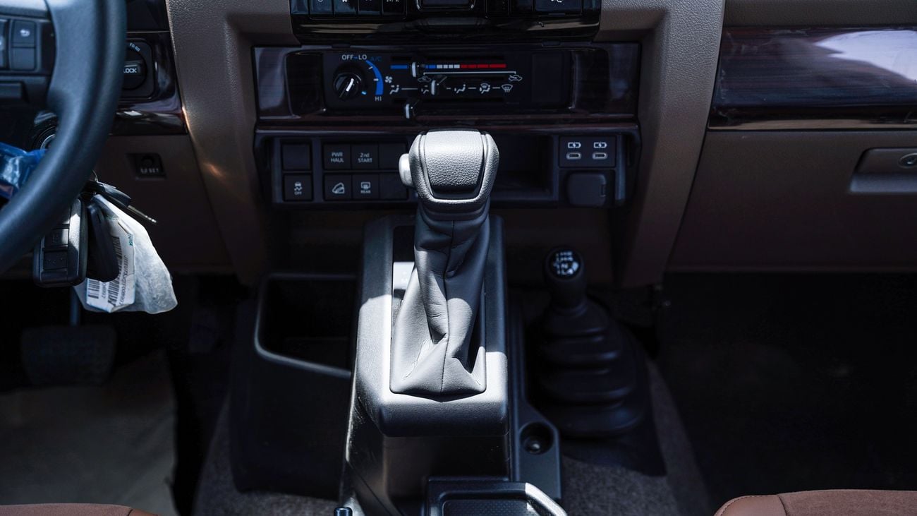 Toyota Land Cruiser 70