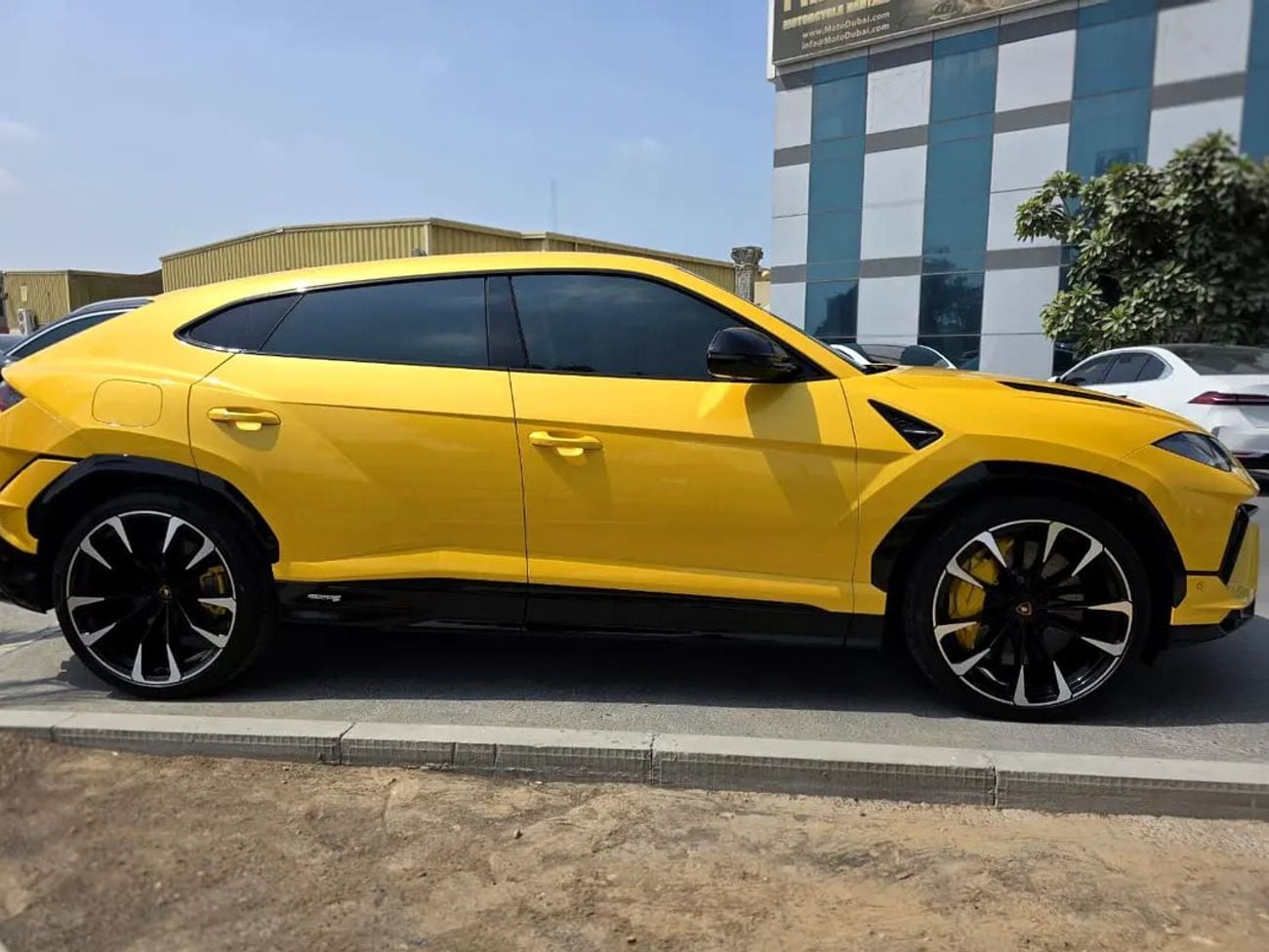 لامبورغيني اوروس 4.0T V8 Performante