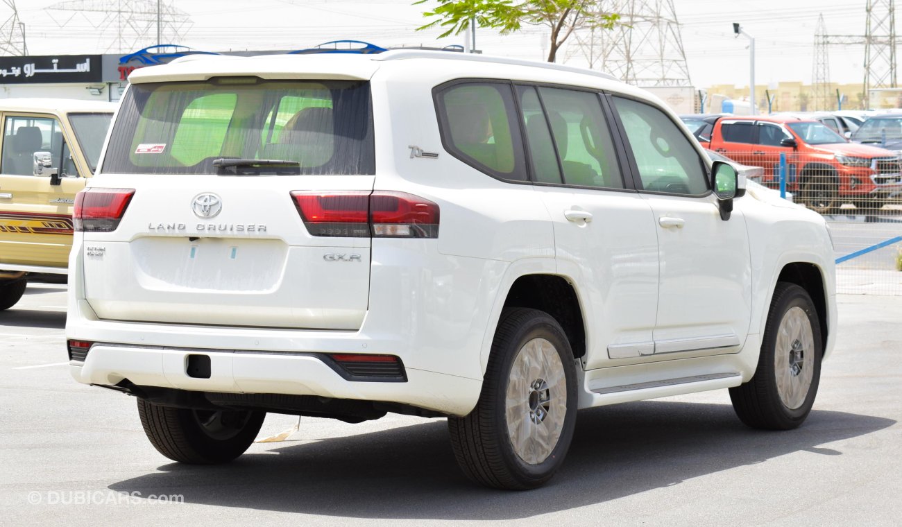 Toyota Land Cruiser GXR V6 Twin Turbo Diesel | For Local price-330000 AED