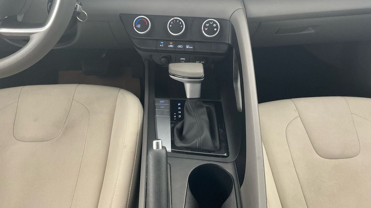 Hyundai Elantra Smart 1.6L Smart | Guaranteed Warranty | 0 Down Payment