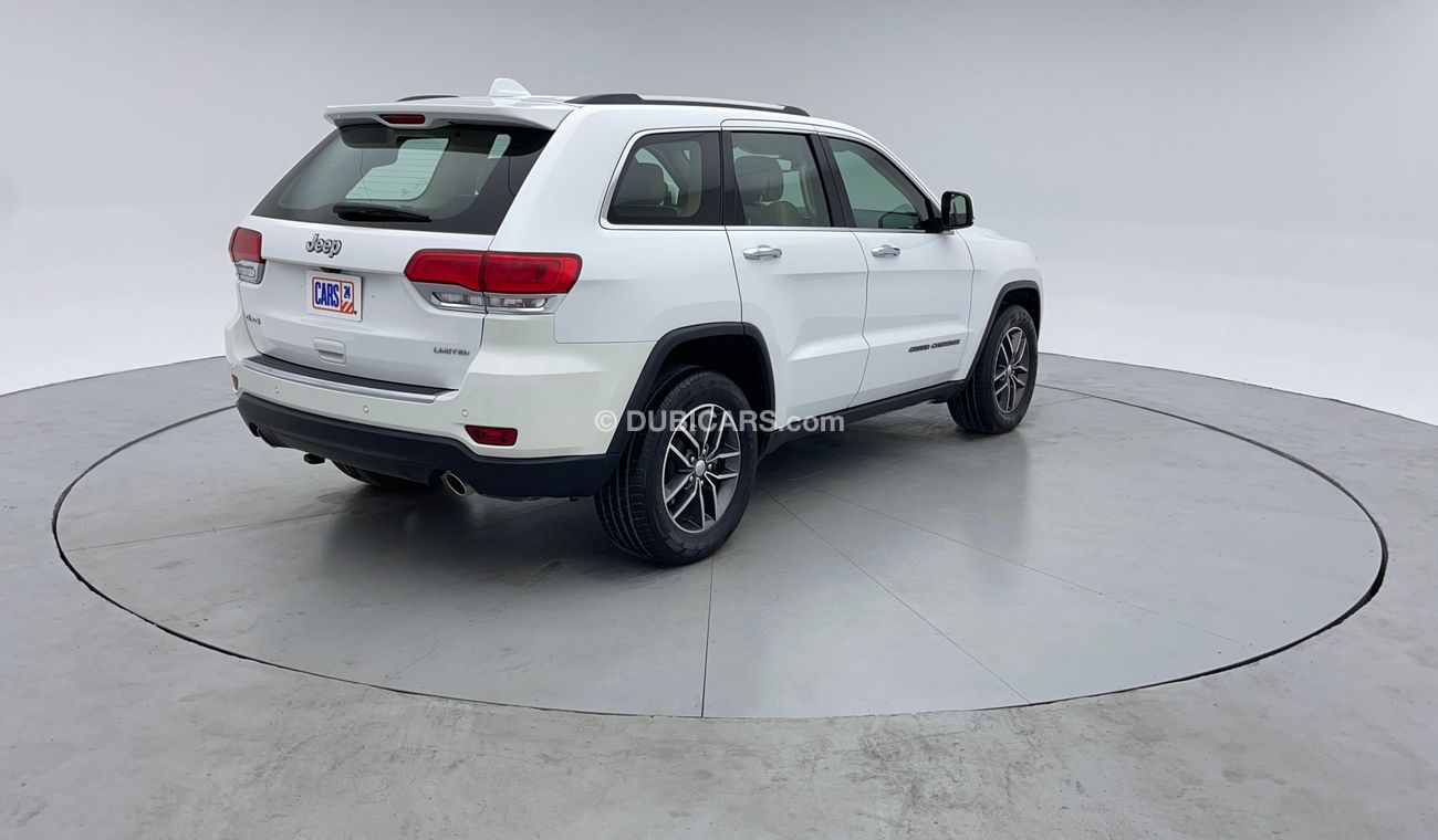 جيب جراند شيروكي LIMITED 3.6 | بدون دفعة مقدمة | اختبار قيادة مجاني للمنزل