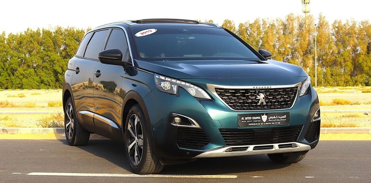 Peugeot 5008 1.6T Allure plus Peugeot 5008 - 2019 GCC, in excellent condition, 145,000 km, 1.6L engine, price 49,