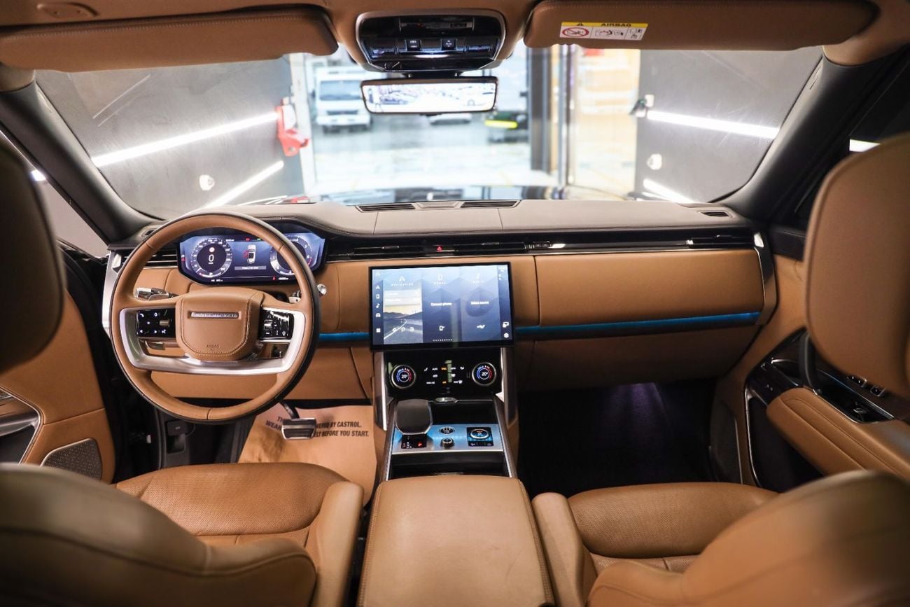 Land Rover Range Rover Autobiography P530 4.4L Land Rover Range Rover Autobiography 2022 - GCC Specs - Pristine Condition