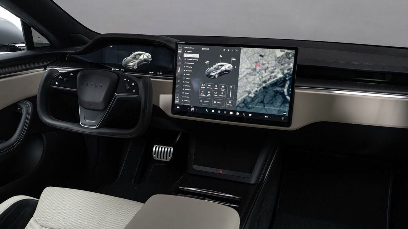 تسلا Model S Plaid - 2024 - GCC - Under Warranty