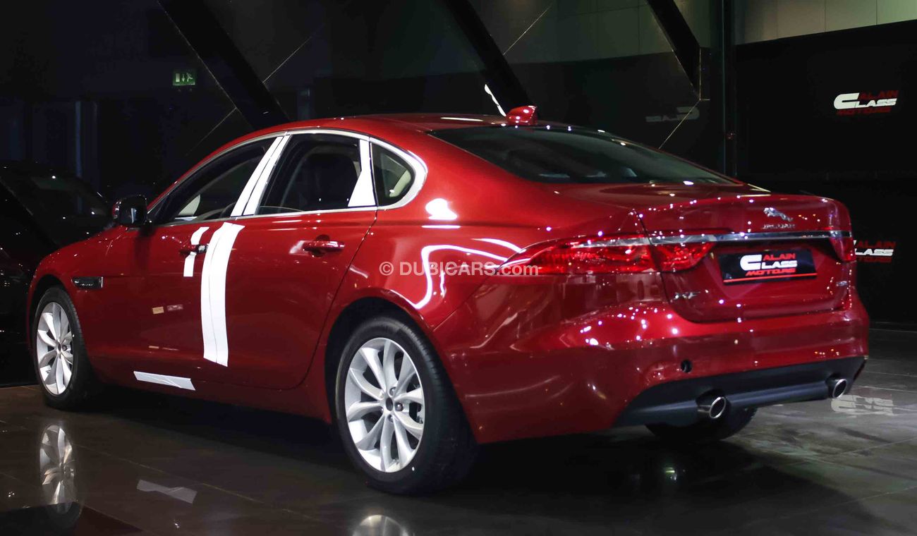 جاكوار XF 2.5 T