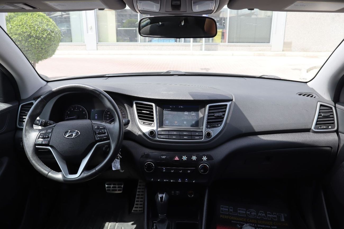 هيونداي توسون Basic Panorama 1.6L