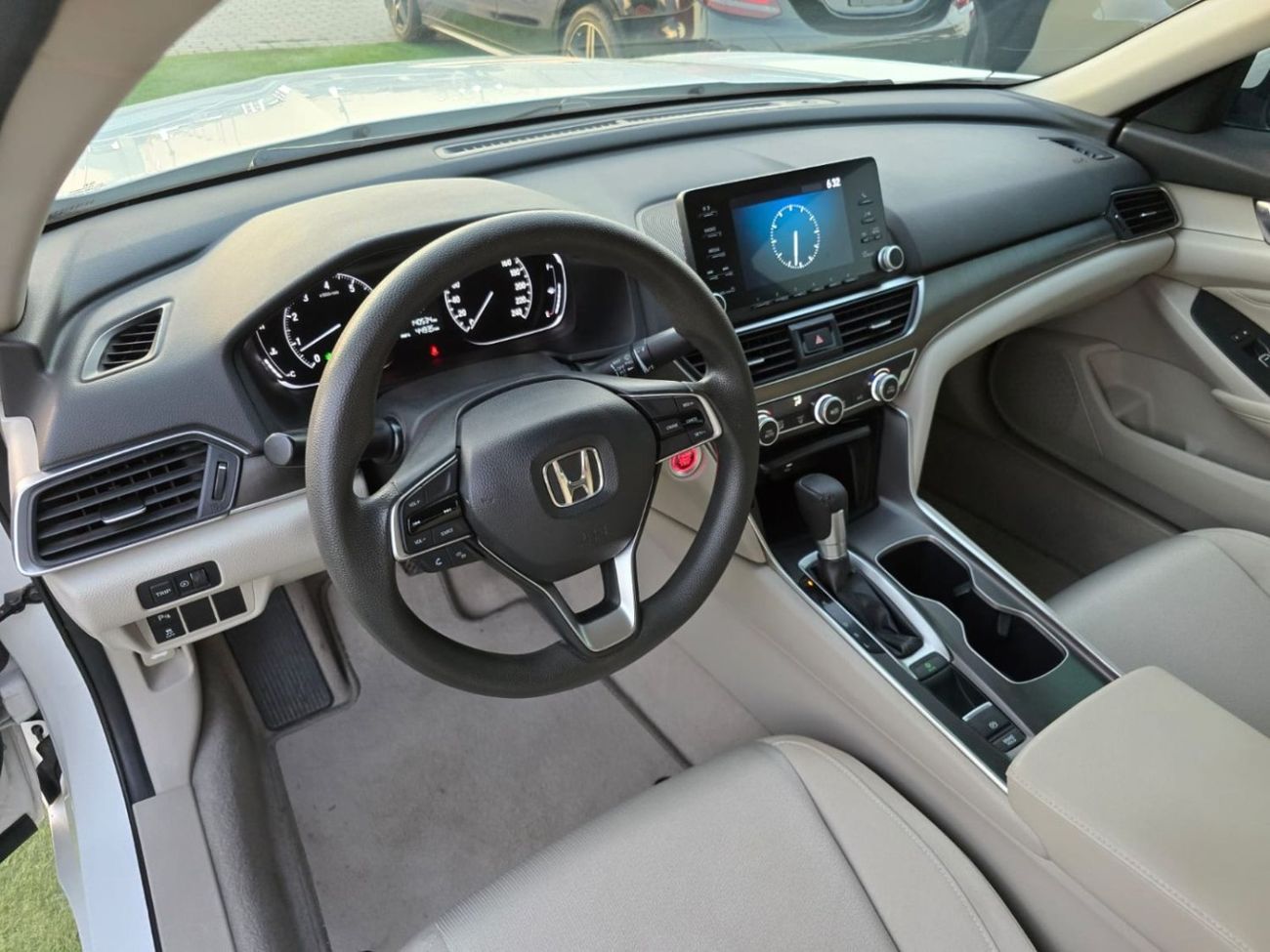 Honda Accord EXL 1.5L HONDA ACCORD 2020 MID OPTION PUSH START GCC clean car no any work required just buy and dri