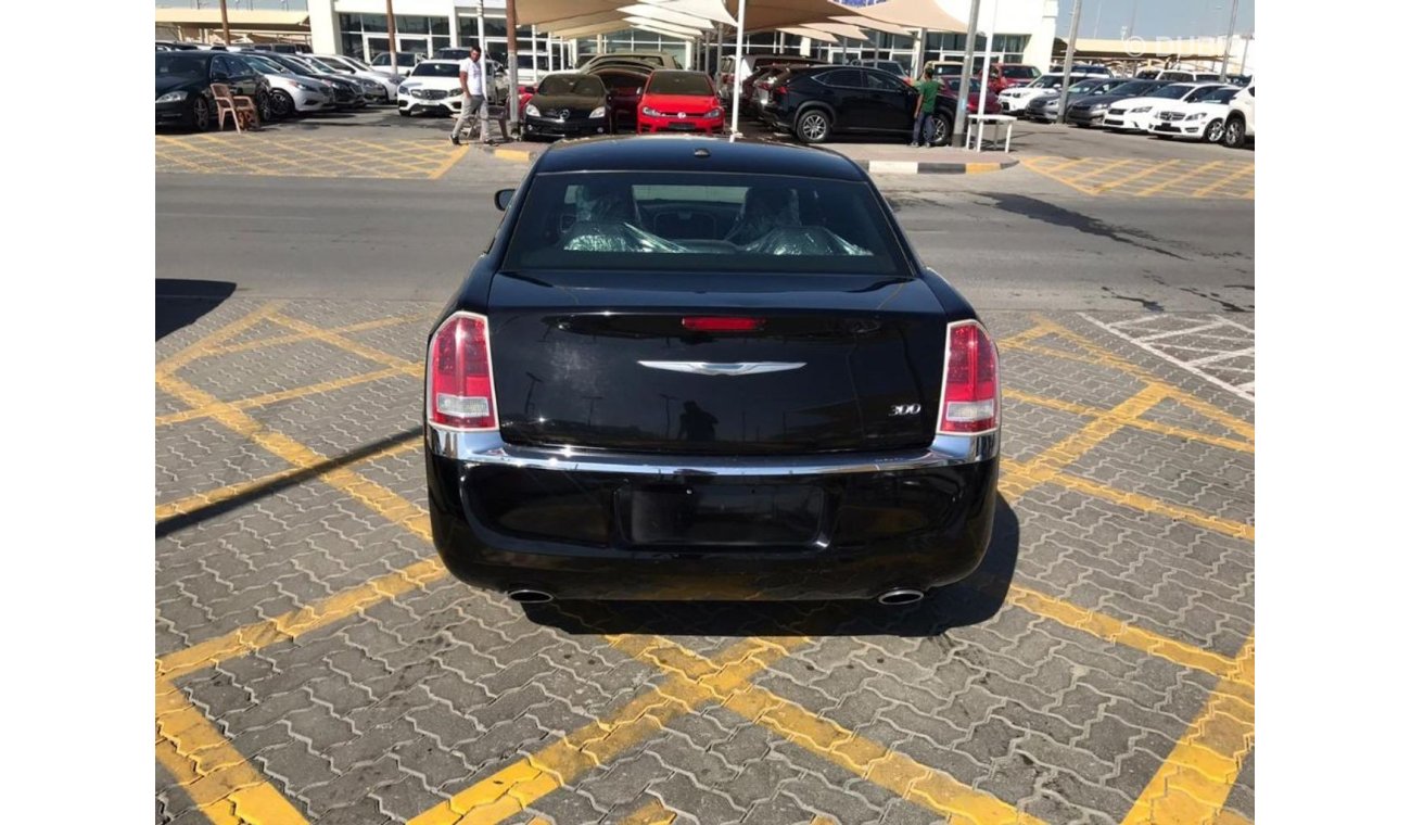 Chrysler 300C Chrysler C300 custam paper very celen car for