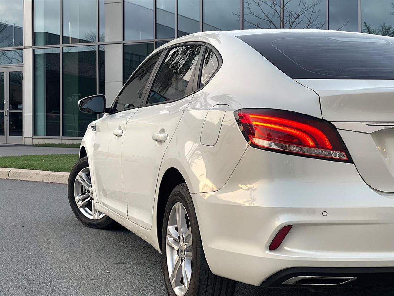 MG 6 Std 1.5L AED 430 P.M | MG  | MG6 | GCC | LOW MILEAGE | 0% DOWNPAYMENT