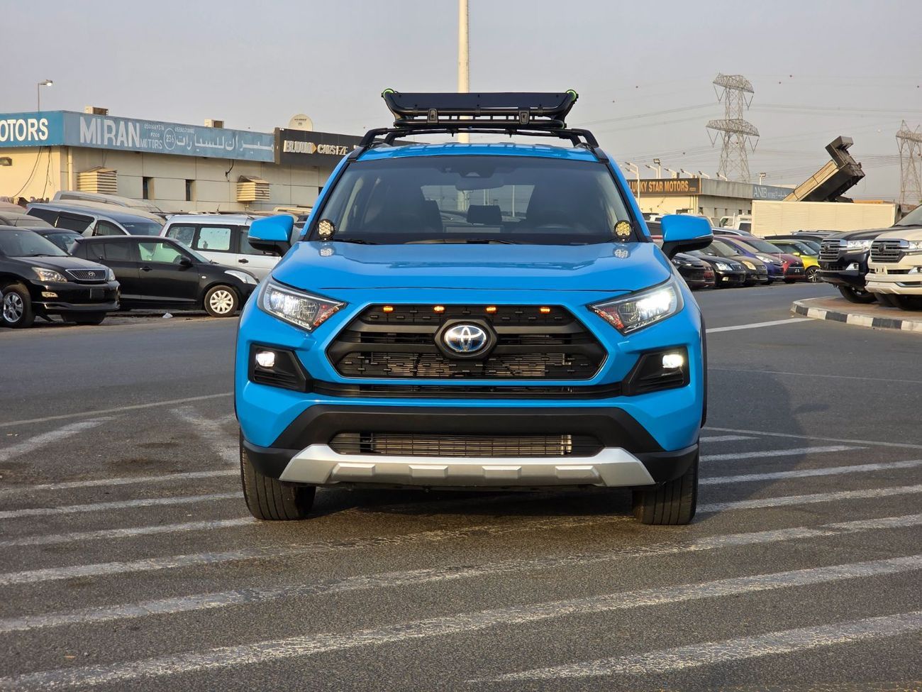 Toyota RAV4 LE 2.5L (219 HP)